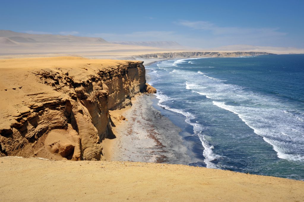 Paracas, Peru